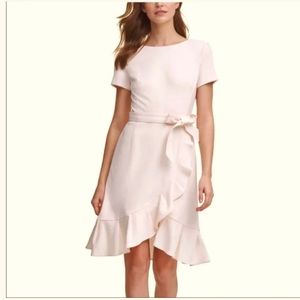 Calvin Klein size 10 light pink short sleeve dress tulip hem ruffle tie waist